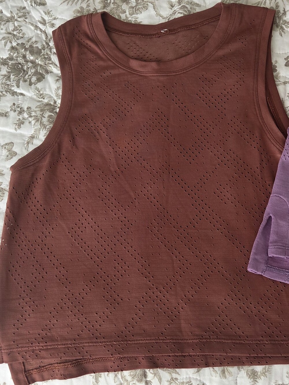 Women's Lululemon Sleeveless Perforated Tank Top - Brown